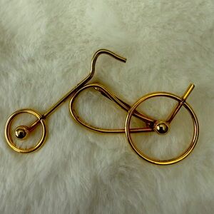 Vintage Pin, Wire Gold Tone Bike